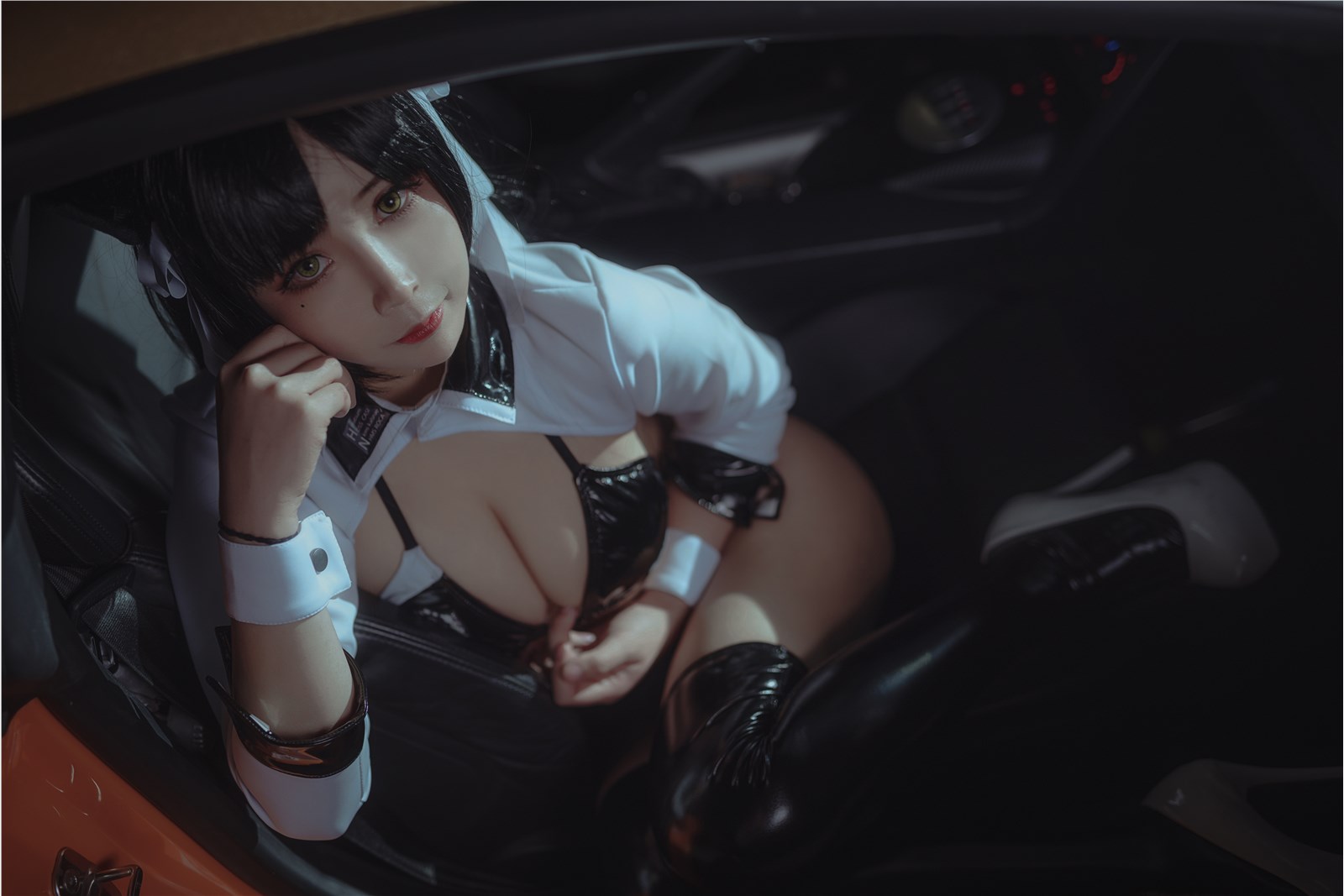 Take Mozi AA - NO.009 - Car girl(1)